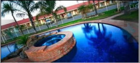 Best Western Pines Country Club Motor Inn - Accommodation Mooloolaba 5