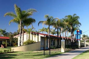 Comfort Inn Deakin Palms - Accommodation Mooloolaba 4
