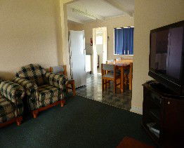 Alonga Waterfront Cottages - Accommodation Mooloolaba 1