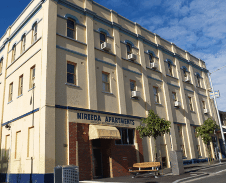 Apartments Nireeda on Clare - Accommodation Mooloolaba