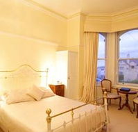 Amberley House - Accommodation Mooloolaba