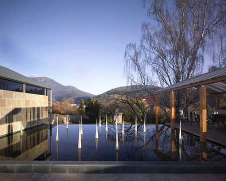 Islington Hotel - Accommodation Mooloolaba 2