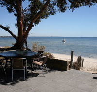 Undercurrent - Accommodation Mooloolaba