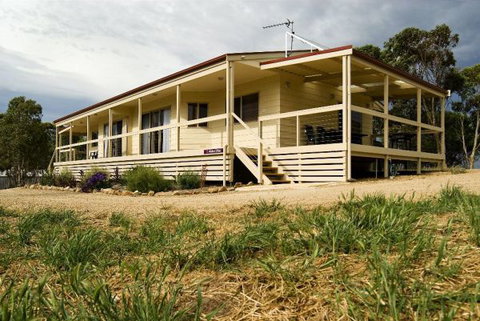 Allusion Cottages - Accommodation Mooloolaba 0