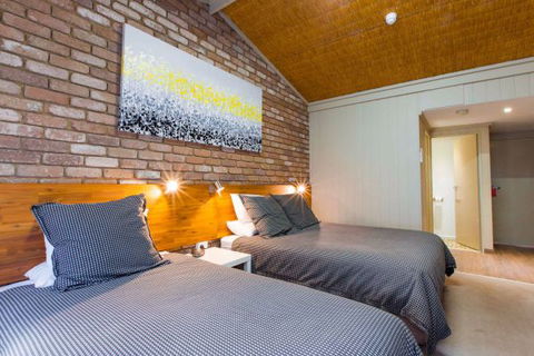 Farnham Court Motel - Accommodation Mooloolaba 3