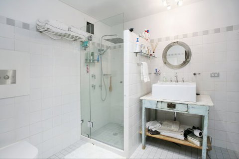 Lieu De Ville Suite - Accommodation Mooloolaba 4