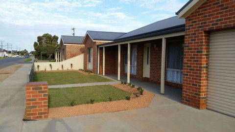 Numurkah Self Contained Apartments - Accommodation Mooloolaba 0