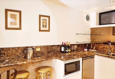 The Suites, Villa Belgravia - Accommodation Mooloolaba 3