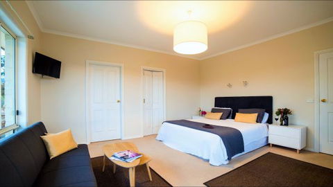 Wild Dog Rise - Accommodation Mooloolaba 3