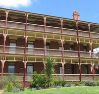 Yarra House - Accommodation Mooloolaba