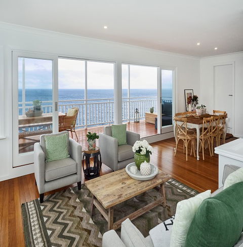 BetinaKing - Accommodation Mooloolaba 0