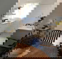 Annie's Hideaway - Accommodation Mooloolaba