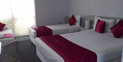 Bidgee Motor Inn - Accommodation Mooloolaba 1