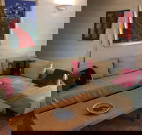 Dennis Cottage - Accommodation Mooloolaba