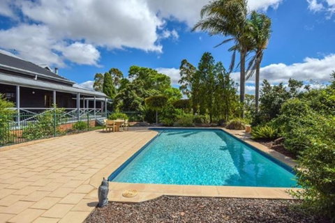 Forest Lodge Highfields - Accommodation Mooloolaba 5