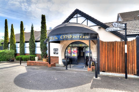Mick O'Shea's - Accommodation Mooloolaba 6