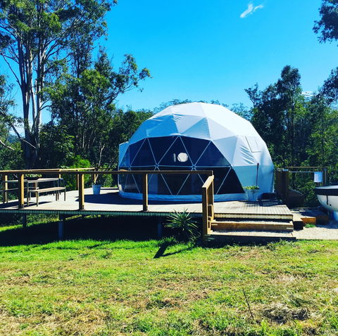 Nature Domes - Accommodation Mooloolaba 0