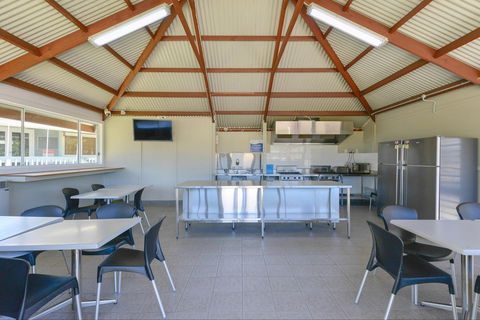 NRMA Sydney Lakeside Holiday Park - Accommodation Mooloolaba 7