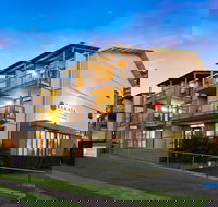 Ramada Resort by Wyndham Flynns Beach - Accommodation Mooloolaba