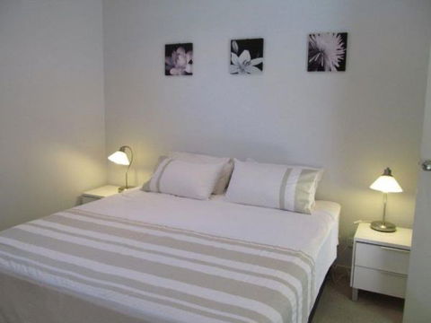 Studio One Accommodation - Accommodation Mooloolaba 1