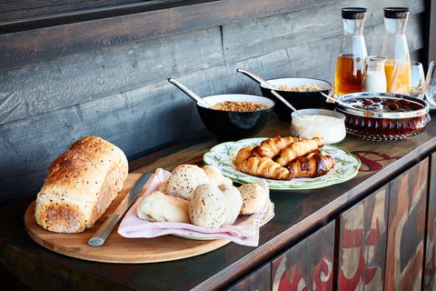 The Church House Gourmet Retreat - Accommodation Mooloolaba 4