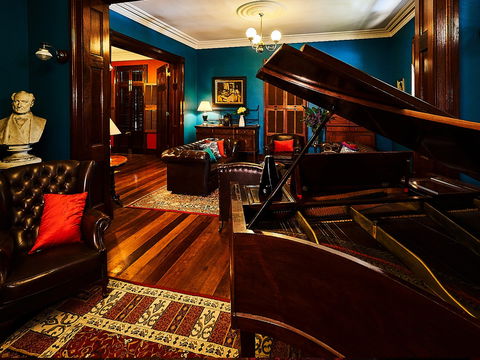 The Regents Park - Accommodation Mooloolaba 4