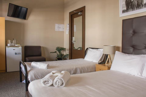 Campsie Hotel - Accommodation Mooloolaba 4