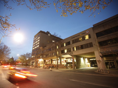 Canberra City YHA - Accommodation Mooloolaba 0