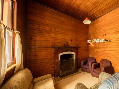 Daffodil Cottage - Accommodation Mooloolaba 5