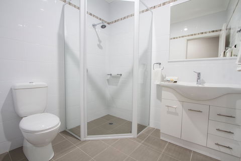 Harvest Lodge - Accommodation Mooloolaba 3
