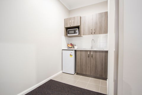 Harvest Lodge - Accommodation Mooloolaba 4