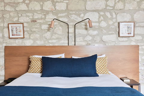 Hotel Sorrento - Accommodation Mooloolaba 3