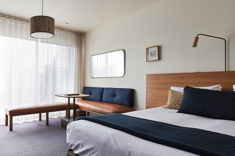 Hotel Sorrento - Accommodation Mooloolaba 4