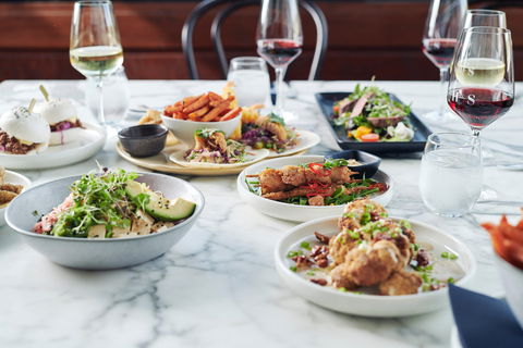 Hotel Sorrento - Accommodation Mooloolaba 5