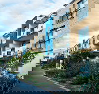 Oceanic on Thompson Apartments