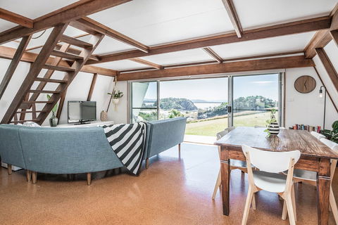 The A Frame - Accommodation Mooloolaba 2