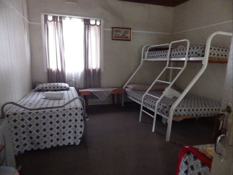 Victoria Hotel: Moonan Flat - Accommodation Mooloolaba 2