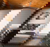 Waterfall Springs Retreat and Wildlife Sanctuary - Accommodation Mooloolaba