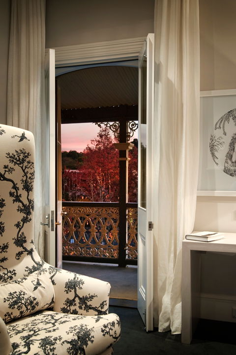 5 Rooms At The Stirling Hotel - Accommodation Mooloolaba 2