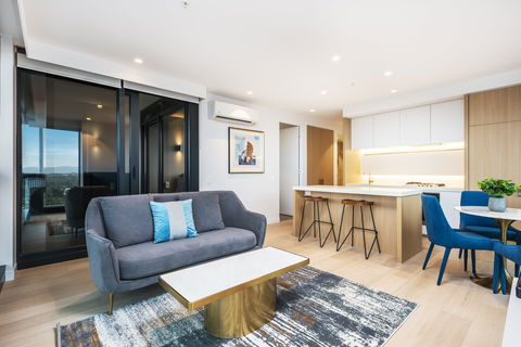 Arise Sky One - Accommodation Mooloolaba 1