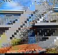 Barrakee Beach House - Accommodation Mooloolaba