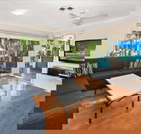 Flynns on Surf Beach Villas - Accommodation Mooloolaba