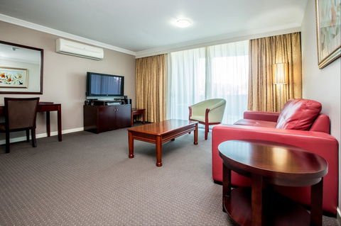 Hotel Gloria - Accommodation Mooloolaba 2