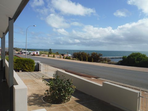 Jetty Views - Accommodation Mooloolaba 1