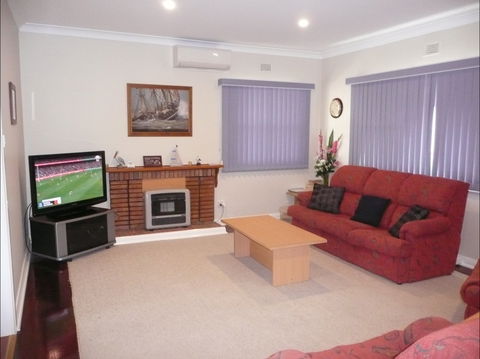 Jetty Views - Accommodation Mooloolaba 2