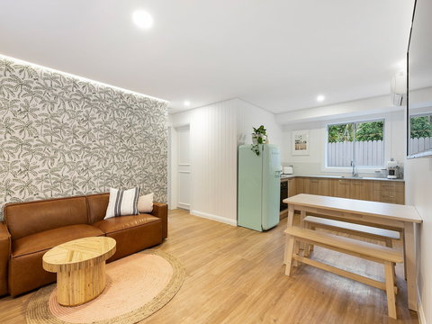 Sunset Beach - Surfside - Accommodation Mooloolaba 0