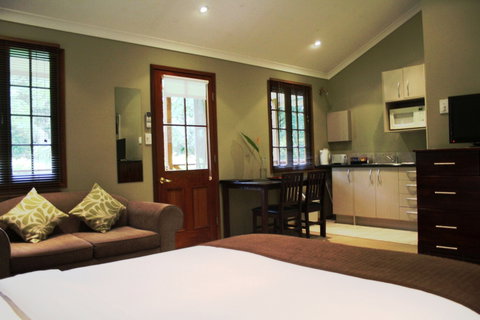 Sunshine Valley Cottages - Accommodation Mooloolaba 1