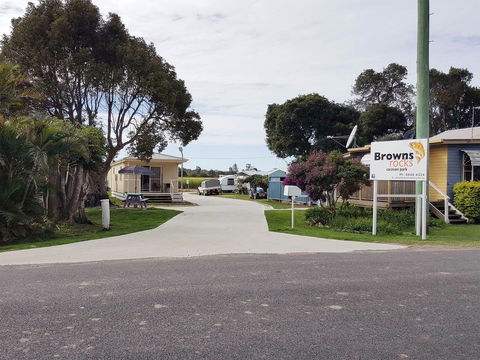 Browns Rocks Caravan Park - Accommodation Mooloolaba 0