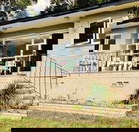 Cosy Seaside Cottage - Accommodation Mooloolaba