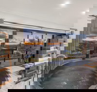 Eagle View Escape - Accommodation Mooloolaba